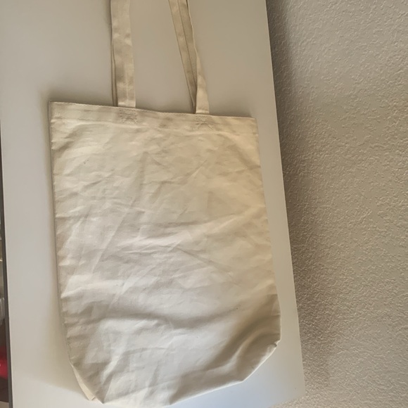 Vans White Tote Bag with Bold Logo.used in good condition. - Picture 7 of 7